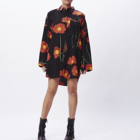 Obey Tops - Obey Oversized  Shirt XS/S